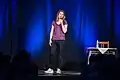 Die Schweizer Komikerin Hazel Brugger hat es auch ins Fernsehen geschafft.