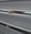 Stahlträger sorgen für Stabilität, zum Beispiel in hohen Gebäuden wie Wolkenkratzern.