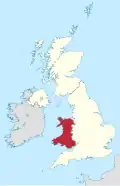 Wales liegt im Westen von Großbritannien.