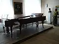 Der Musiker Ludwig van Beethoven wurde in Bonn geboren. Diese beiden Klaviere von ihm stehen nun dort im Beethoven-Haus.
