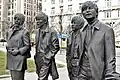 Eine Statue der vier Musiker in Liverpool. So sahen sie 1963 aus.