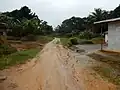 Eine Straße in Kamerun während der Regenzeit