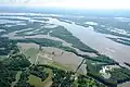 Bei Hochwasser kann er viele Gebiete einnehmen.