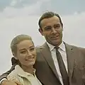Die Schauspieler Tania Mallet und Sean Connery im Jahr 1965, als sie in „Goldfinger“ gespielt haben.