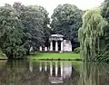 Im Bürgerpark mit dem Portikus