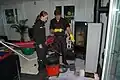 Eine neue Kaminfegerin wird hier ausgebildet.
