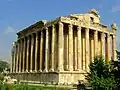 Ein Tempel aus der Römerzeit im Ort Baalbek