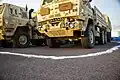 Hier haben australische Soldaten Salz gestreut. Damit verhindern sie, dass ein bestimmter Käfer sich ausbreitet.