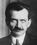 Otto Wels stellte sich im Parlament gegen Adolf Hitler. Später musste er Deutschland verlassen.