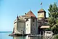 Im Genfersee liegt eines der bekanntesten Schlösser der Schweiz, das Château de Chillon.