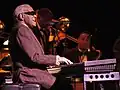 Der Sänger und Pianist Ray Charles