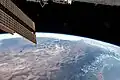 Oben im Weltraum sieht man: Der Horizont ist eigentlich gekrümmt.