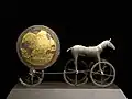 Der Sonnenwagen von Trondheim ist ein bekanntes Fundstück aus der Bronzezeit.