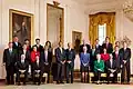 Präsident Barack Obama und Vizepräsident Biden, im Jahr 2009 mit den Mitgliedern der Regierung.