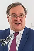 Armin Laschet war im Jahr 2021 Chef der CDU. Er wollte Bundeskanzler werden. Seine Partei verlor jedoch die Bundestagswahl.