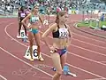 Heute sollen auch Sportlerinnen oft eine Art Bikinis tragen. Nicht alle finden das gut.