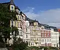 Eine Häuserzeile in der Innenstadt