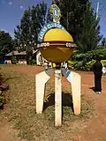 So sieht das Äquatordenkmal in Kenia aus.