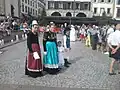 Frauen in bretonischen Trachten