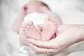 Die Füße eines Babys