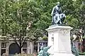 Diese Statue von ihm steht in Lyon.