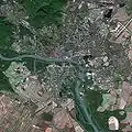 Bratislava liegt auf beiden Seiten der Donau.