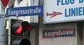 Bei der Rechtschreibreform wurde aus der Kongreßstraße eine Kongressstraße.