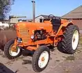 Ein älteres Modell in orange