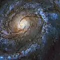 Messier 100 heißt diese Spiralgalaxie, fotografiert vom Hubble-Teleskop