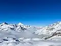 Wolken über Zermatt in der Schweiz, beim Matterhorn