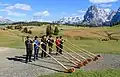 Hier wird Alphorn geblasen, auf der Seiser Alm