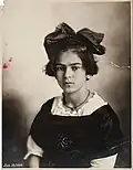 Frieda Kahlo mit 12 Jahren, fotografiert von ihrem Vater