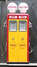 Alte Shell-Zapfsäule aus dem Jahr 1952