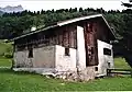 Das Heidi-Haus aus dem Film steht im Dorf Maienfeld in Graubünden.