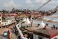 Boudhanath in Nepal zieht viele Pilger an.