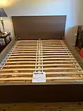 Ein Lattenrost aus Holz