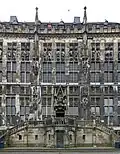 Die Fassade des Rathauses
