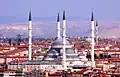 Die Kocatepe-Moschee ist das Wahrzeichen Ankaras