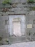 Auf diesem Grabstein eines römischen Kindes steht „turicensis“. Das bedeutet „aus Zürich“.