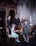 Charles als Kind mit seinen Eltern und seiner Schwester Anne