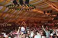 In einem der Festzelte am Gäubodenvolksfest