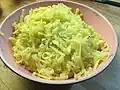 Aus diesen geriebenen Kartoffeln macht man gleich Rösti.