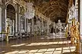 Der Spiegelsaal im Schloss Versailles, wie er heute aussieht