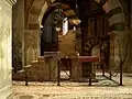 Dieser Thron steht im Dom von Aachen
