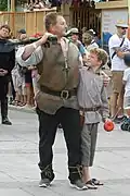 Wilhelm Tell und Walter, nachgespielt an einem Umzug