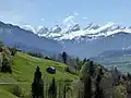 Auf der Südseite des Toggenburgs liegen sieben bekannte Berge, die Churfirsten.