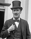 Howard Carter zwei Jahre nach der Öffnung des Grabes