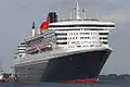 Die Queen Mary 2 in Rotterdam