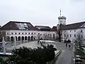 Der Innenhof der Burg