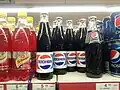 Die andere große bekannte Marke ist Pepsi. Hier Flaschen in Kiew.
